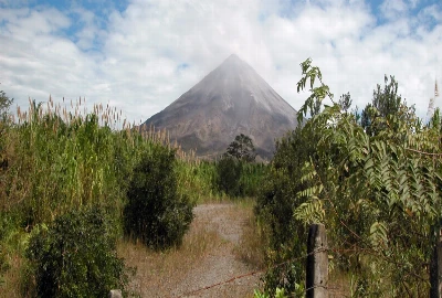 Peaceful Paddles and Exciting Rides: Water Adventures for Every Traveler at Lake Arenal