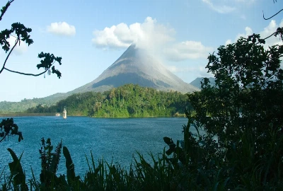 Peaceful Paddles and Exciting Rides: Water Adventures for Every Traveler at Lake Arenal