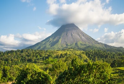 Peaceful Paddles and Exciting Rides: Water Adventures for Every Traveler at Lake Arenal
