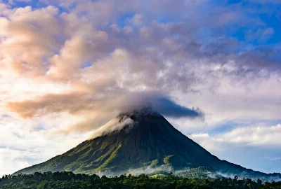 Peaceful Paddles and Exciting Rides: Water Adventures for Every Traveler at Lake Arenal