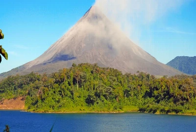 Peaceful Paddles and Exciting Rides: Water Adventures for Every Traveler at Lake Arenal