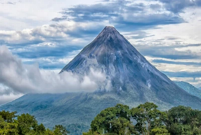 Peaceful Paddles and Exciting Rides: Water Adventures for Every Traveler at Lake Arenal