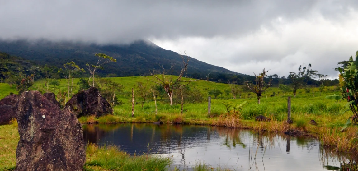 Romantic Adventures Around Lake Arenal: Best Activities for Couples